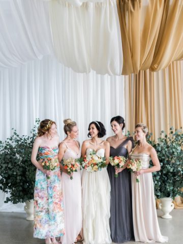Plan a great wedding with top wedding blogs | Aisle Society | Photo by Alexis June Weddings
