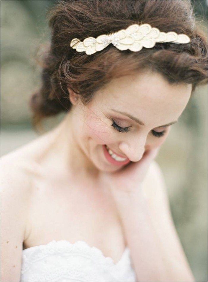 Hushed Commotion Bella